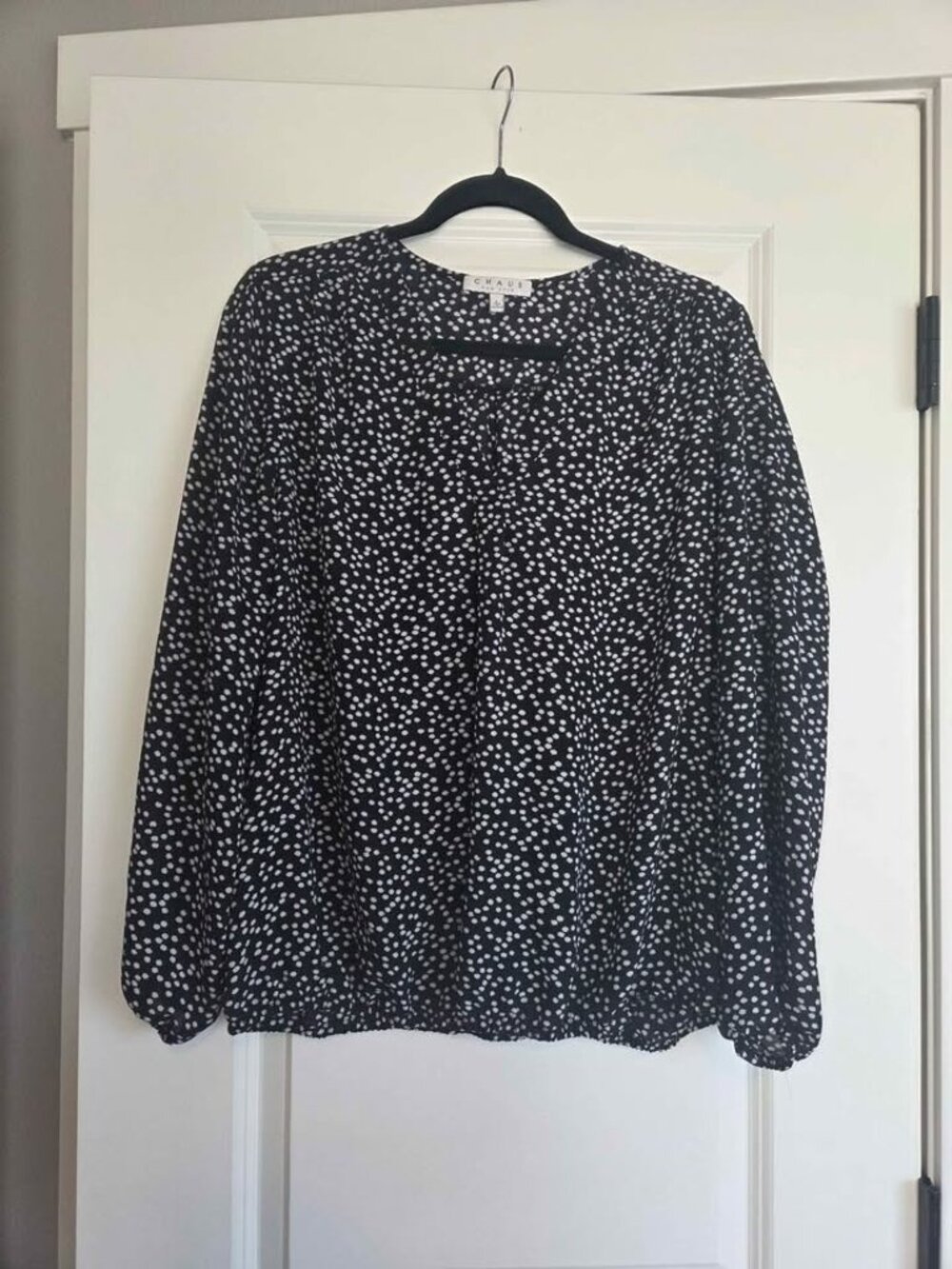 Chaus brand womens blouse size large